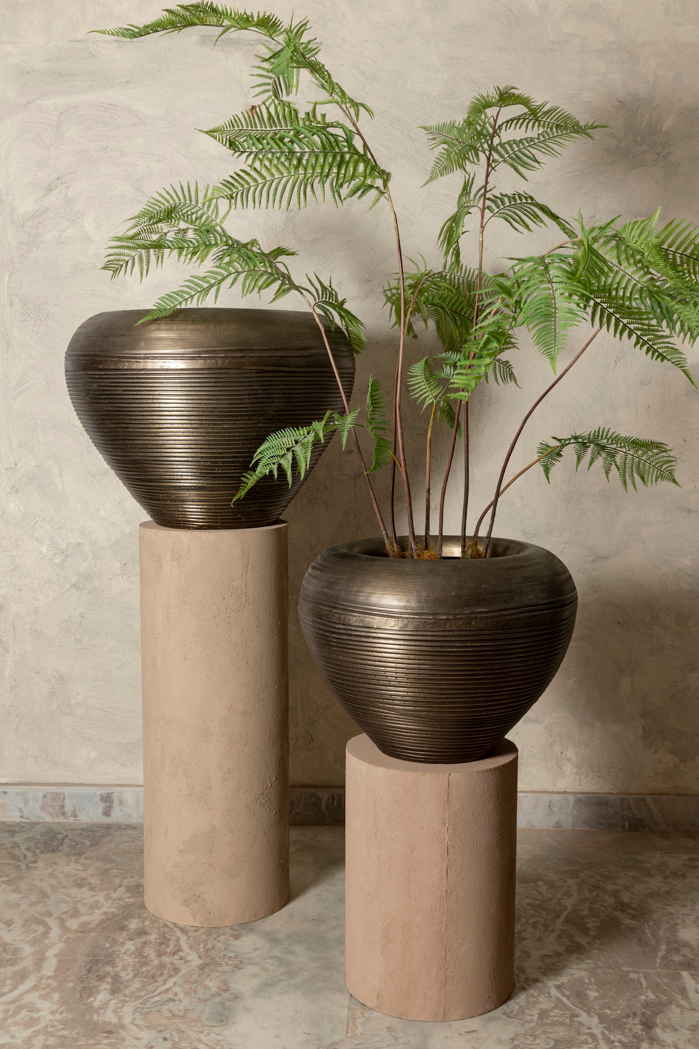 Dineo Antique Brass Sheet Alu Bombey Pot L