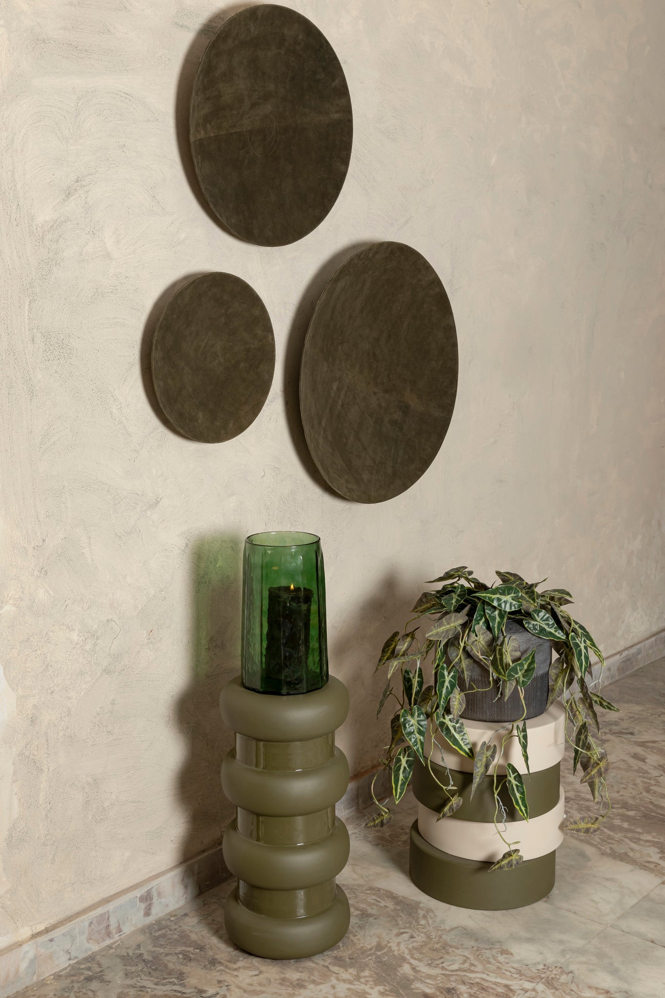 Nabdia Taupe Suede Round Bowl And Wall Panel L