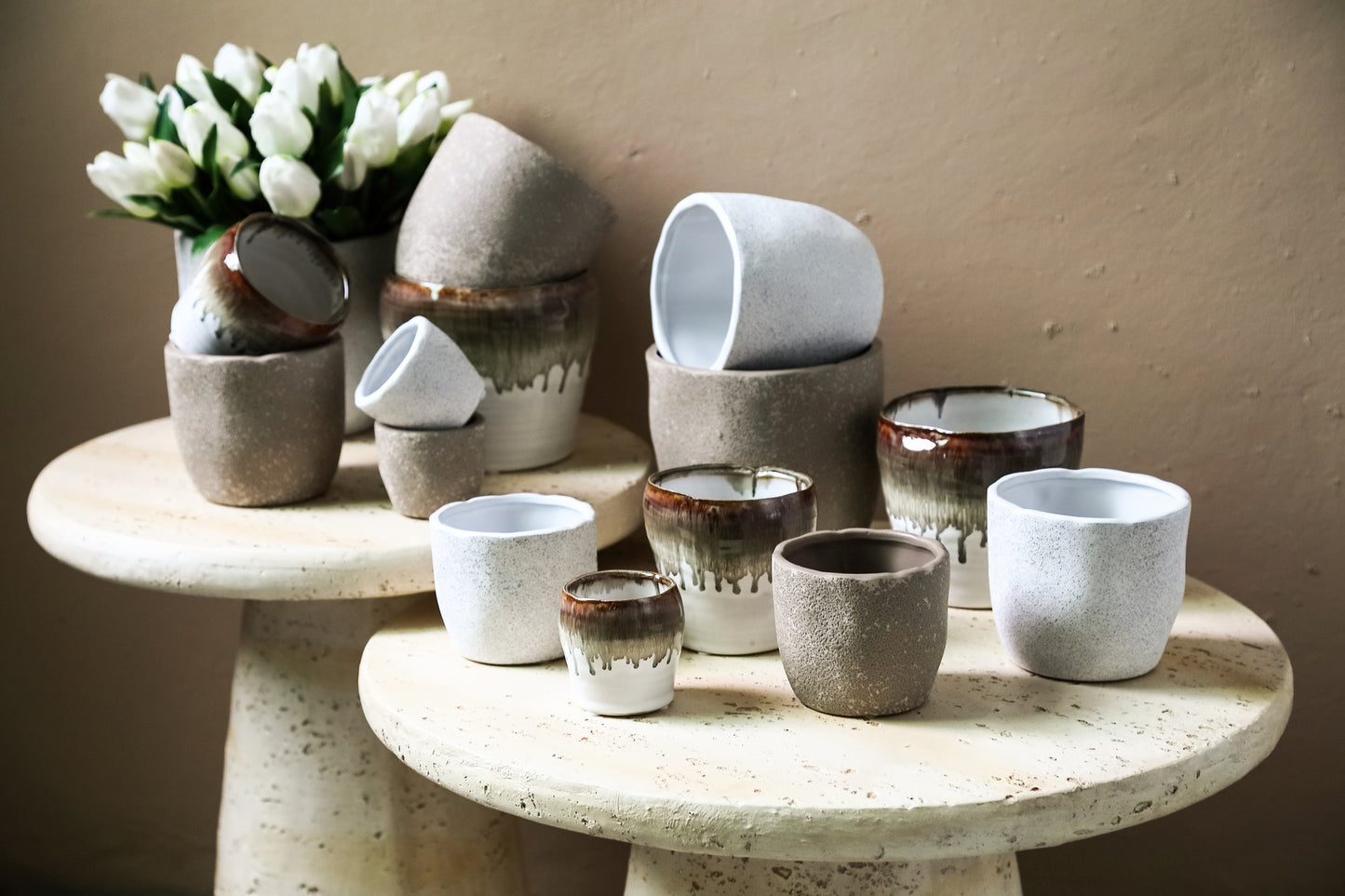 Arpit White Ceramic Round Pot Brown Ombre XL