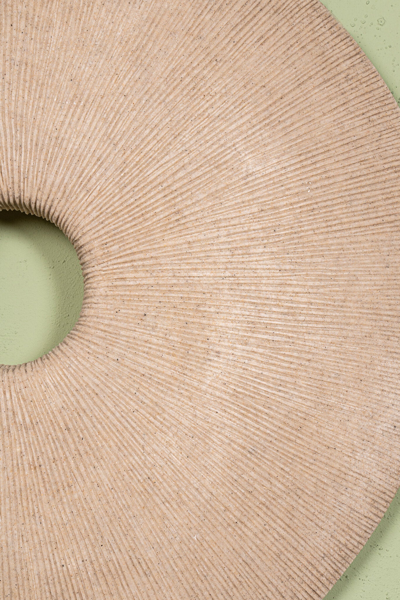 Kathelle Cream Poly Round Sandstone Wallpanel S