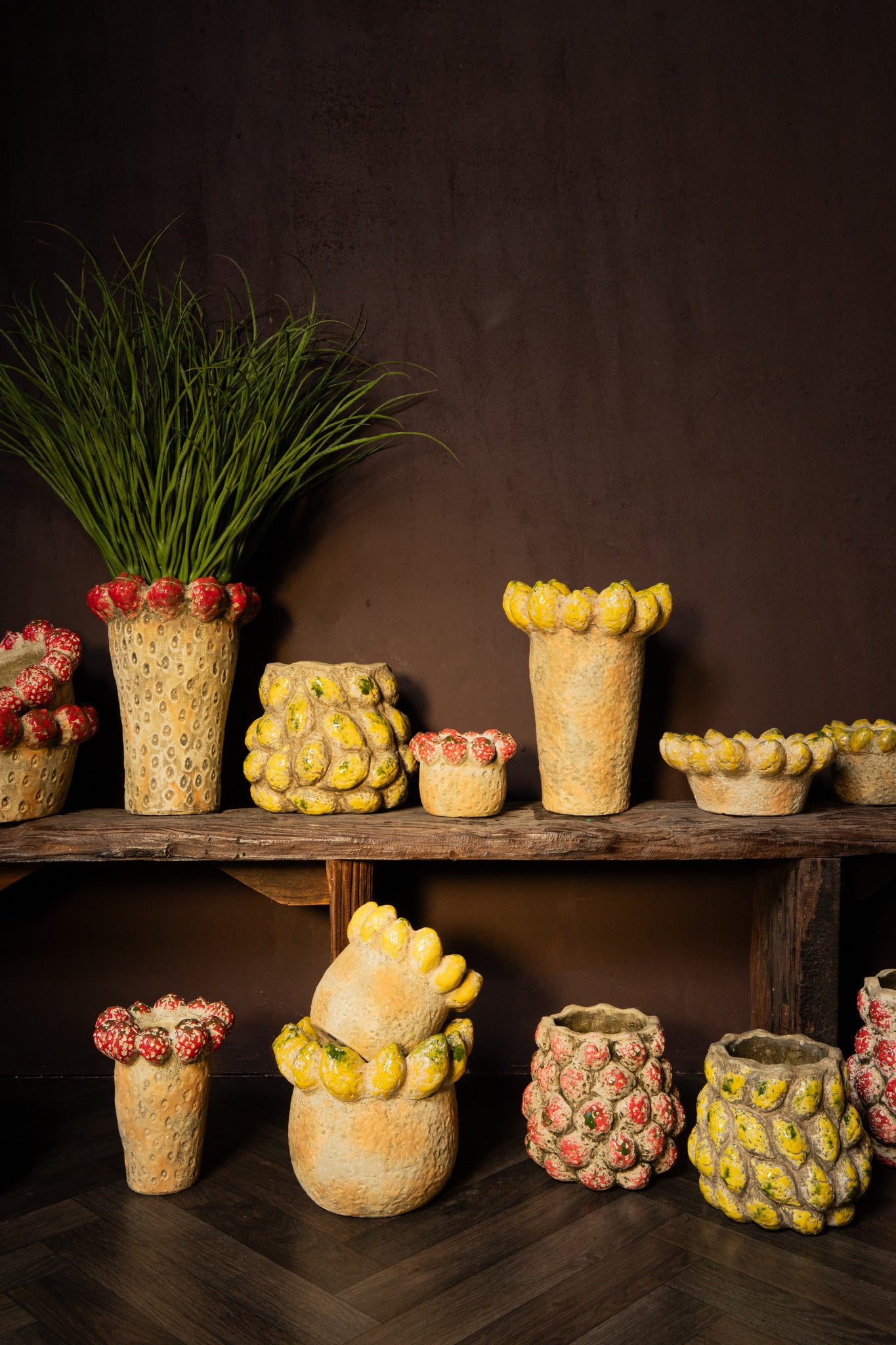 Fruitsy Yellow Round Terra Pot Lemons Edge L