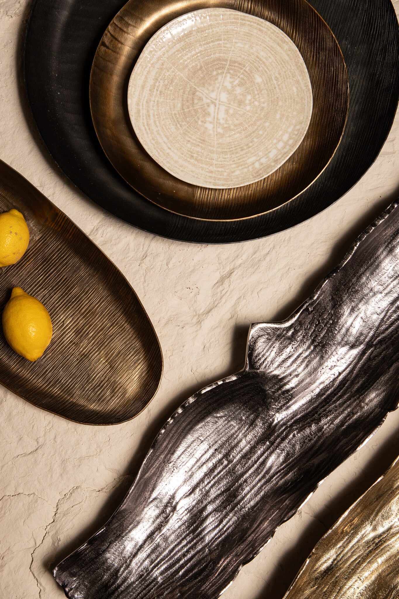 Lukne Nickle Casted Alu Wavy Bowl Rectangle S