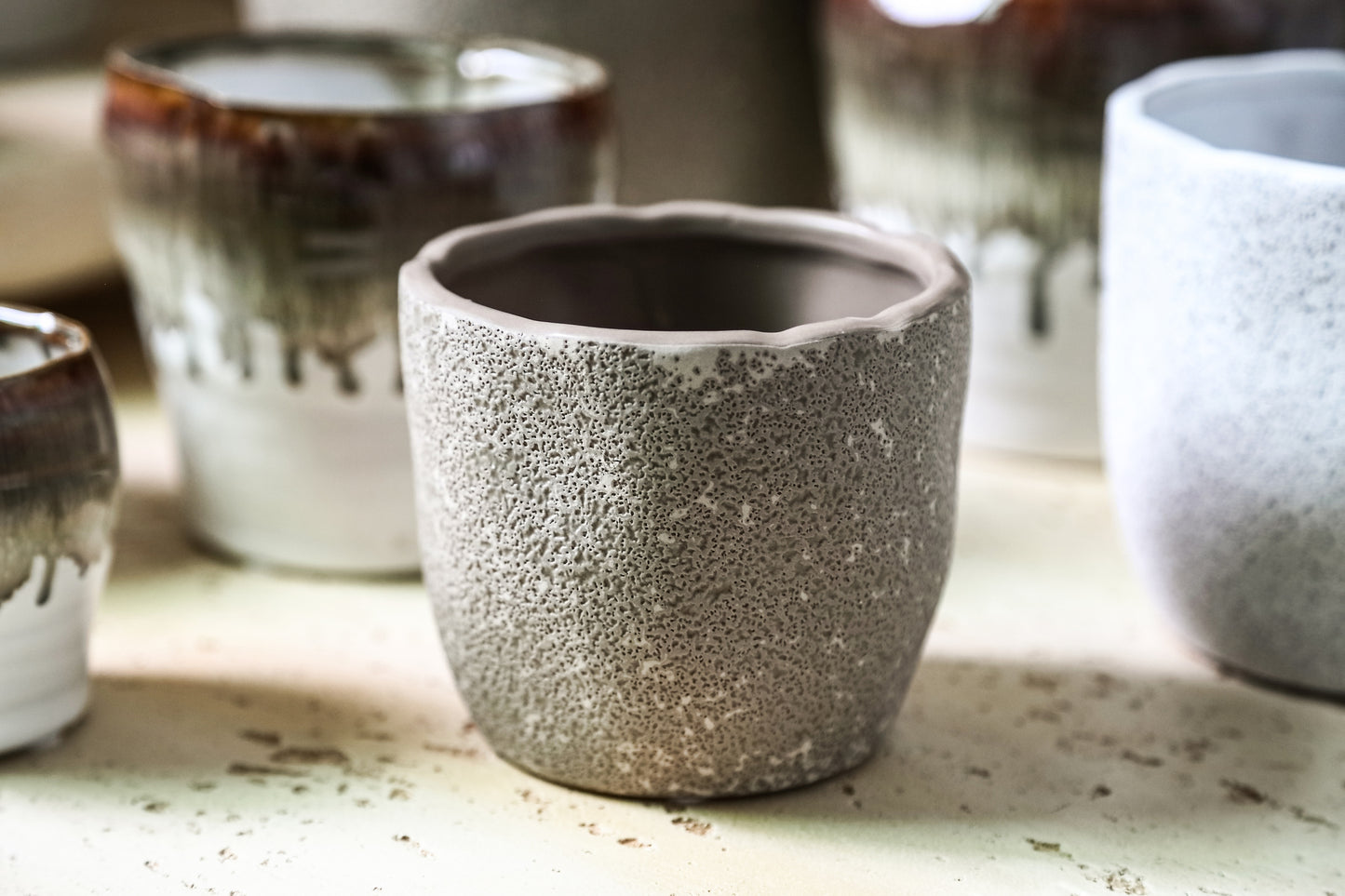 Anaraa Beige Ceramic Round Pot XL