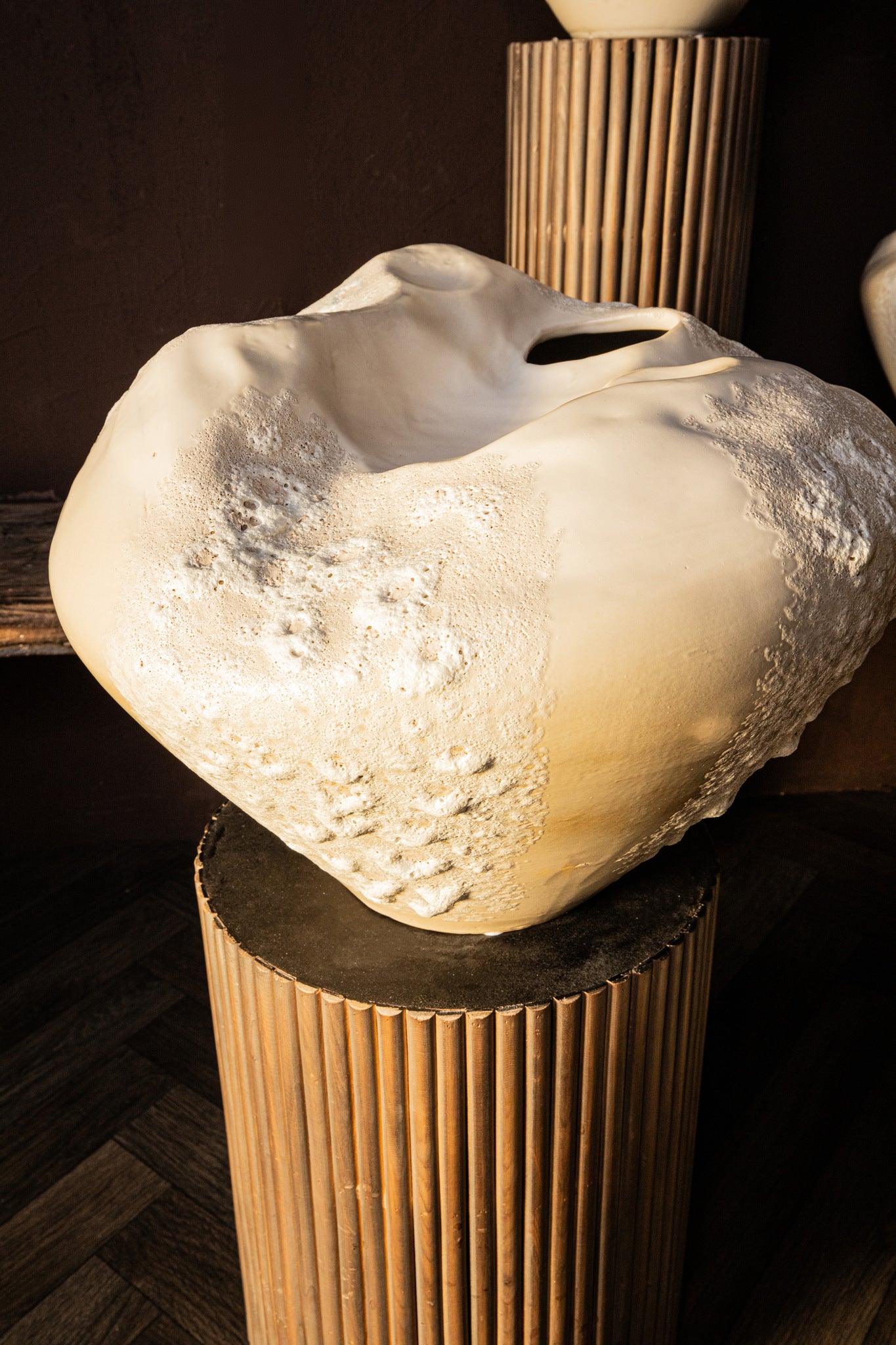 Dangelo Cream Ceramic Irregular Vase S