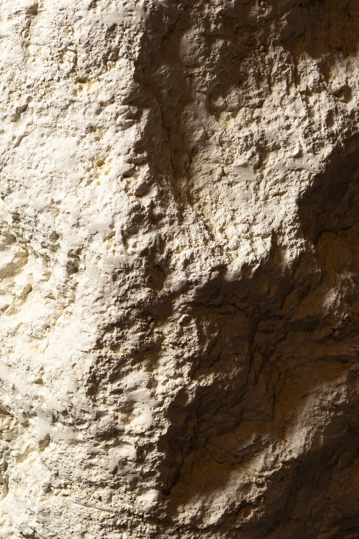 Haride White MgO Stone Look Coffee Table