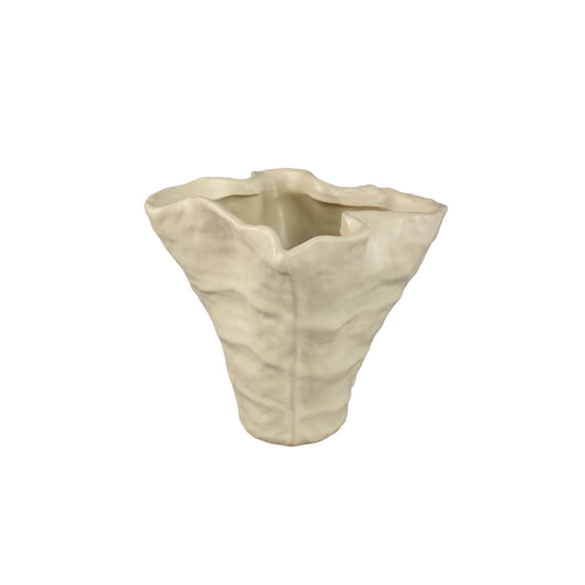 Reff Cream Matt Ceramic Wavy Shaped Pot M