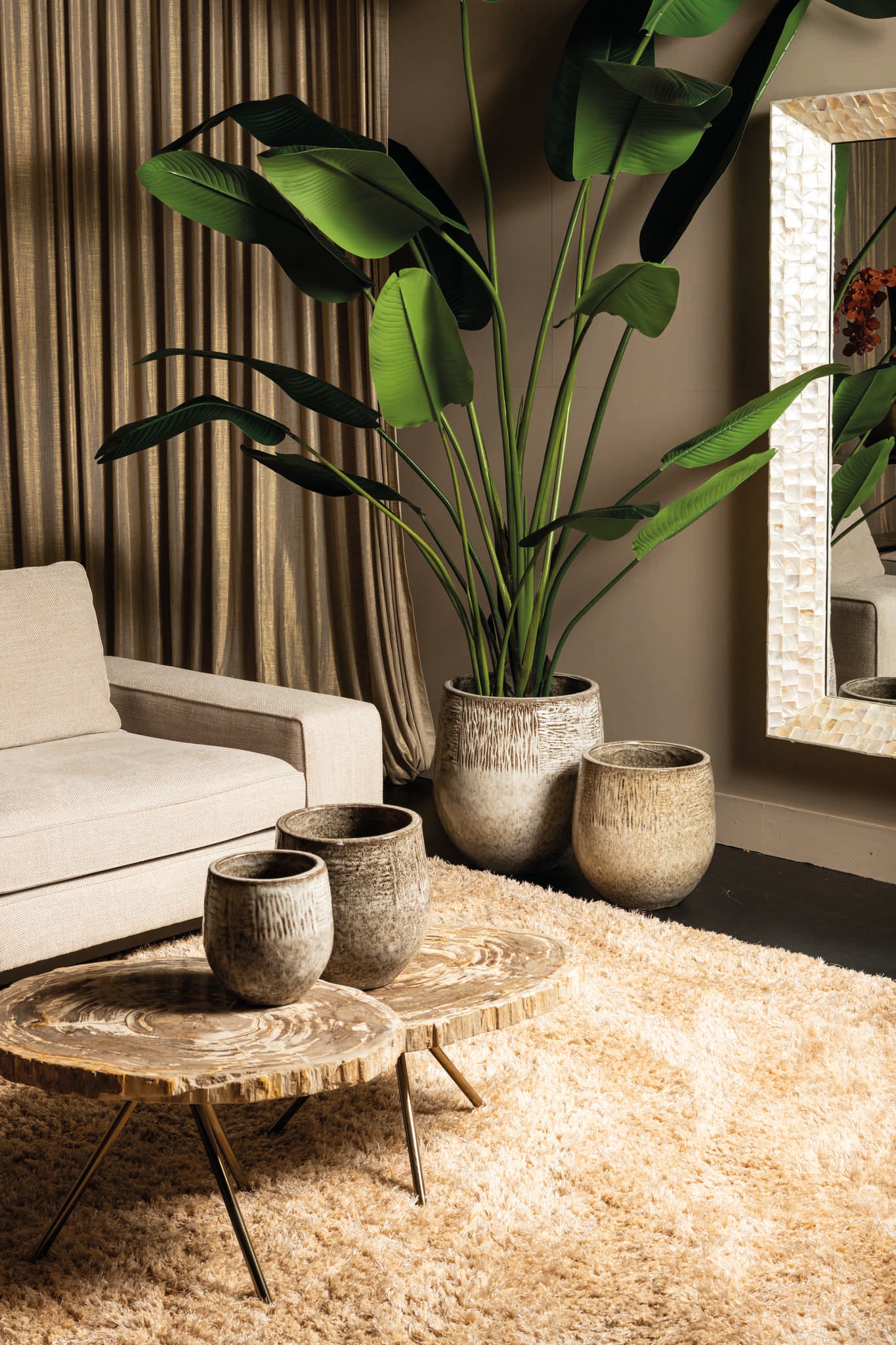 Donnie Beige Round Ceramic Pot Stripped Border SV4