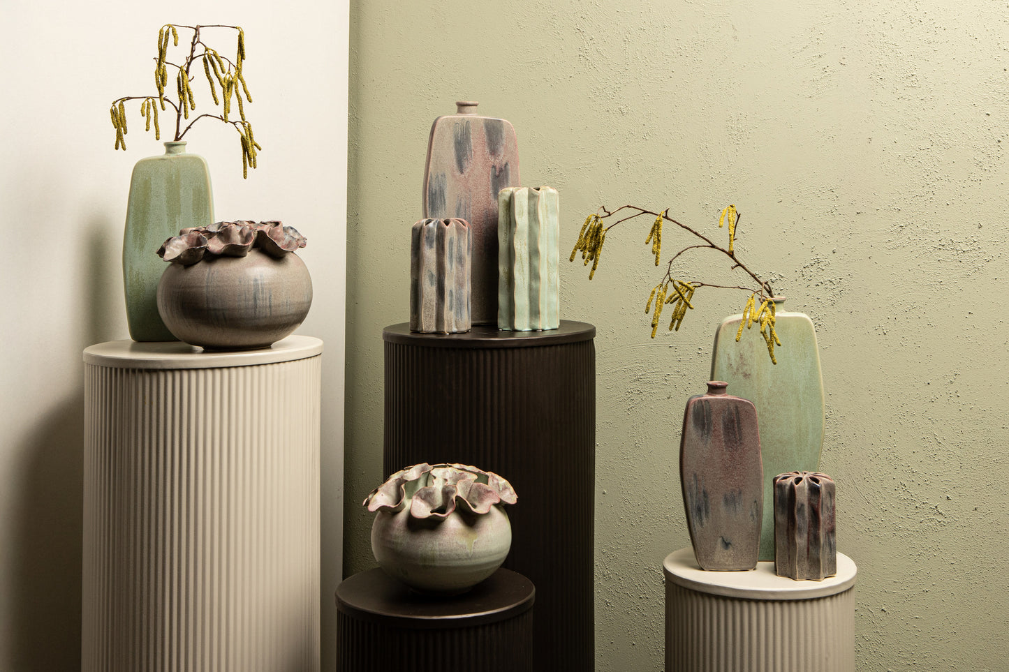 Midda White Steel Ribbed Pedestal Set Of 2