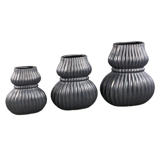 Halta Black Oval Ceramic Bulby Vase Ribbed M