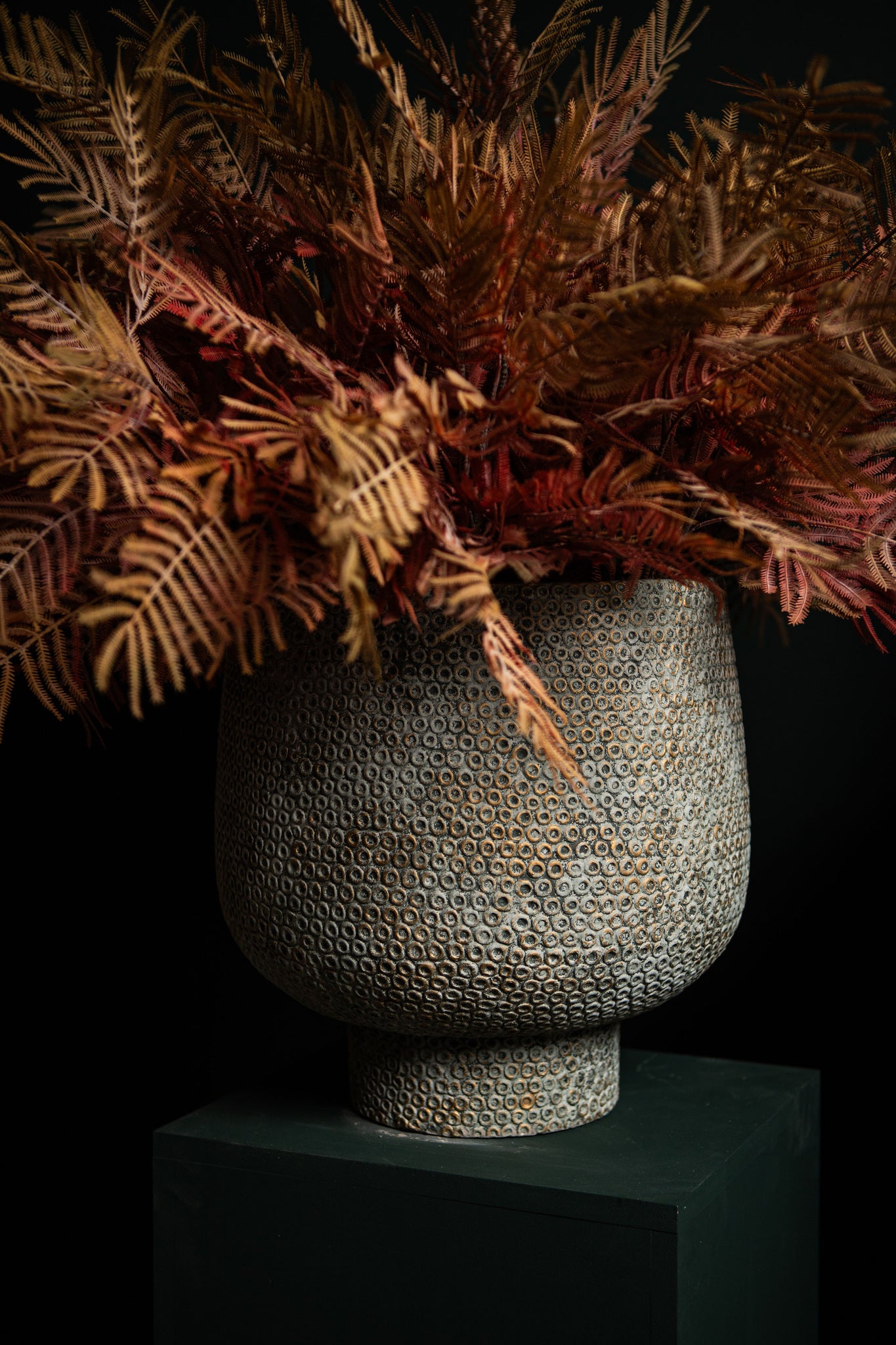 Laim Grey Cement Round Pot Dots Pattern Base XXL