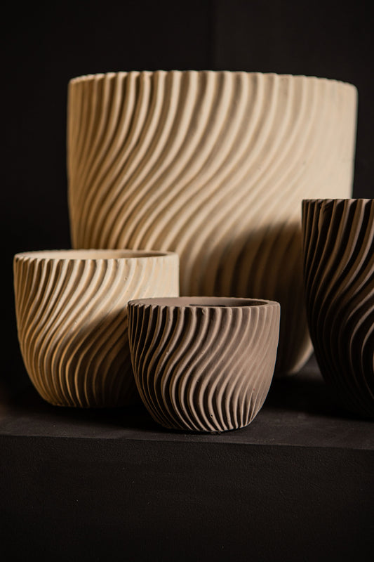 Lianna Cream Cement Round Pot Line Pattern L
