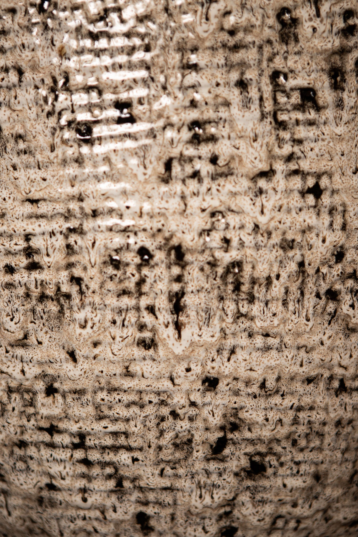 Elana White Round Ceramic Pot With Grey PatternXXL