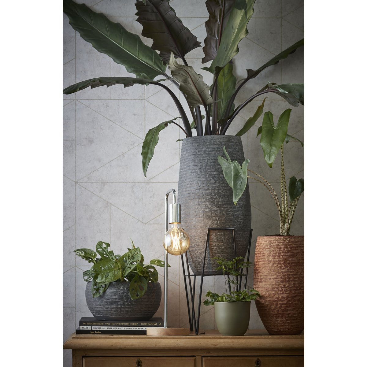 Mica Decorations Blom Plantenstandaard - L29,5 x B29,5 x H50 cm - Metaal - Zwart