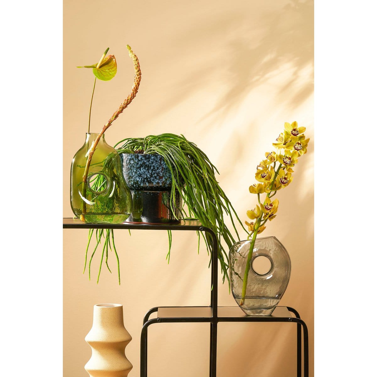 Mica Decorations Jay Vaas - L18 x B7,5 x H22,5 cm - Glas - Grijs