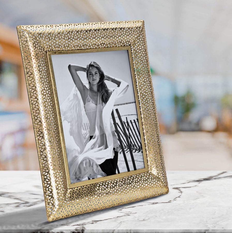 Mauro Ferretti PHOTO FRAME GLAM HOLES CM 31X16X36 (INSIDE SIZES CM 20X25)